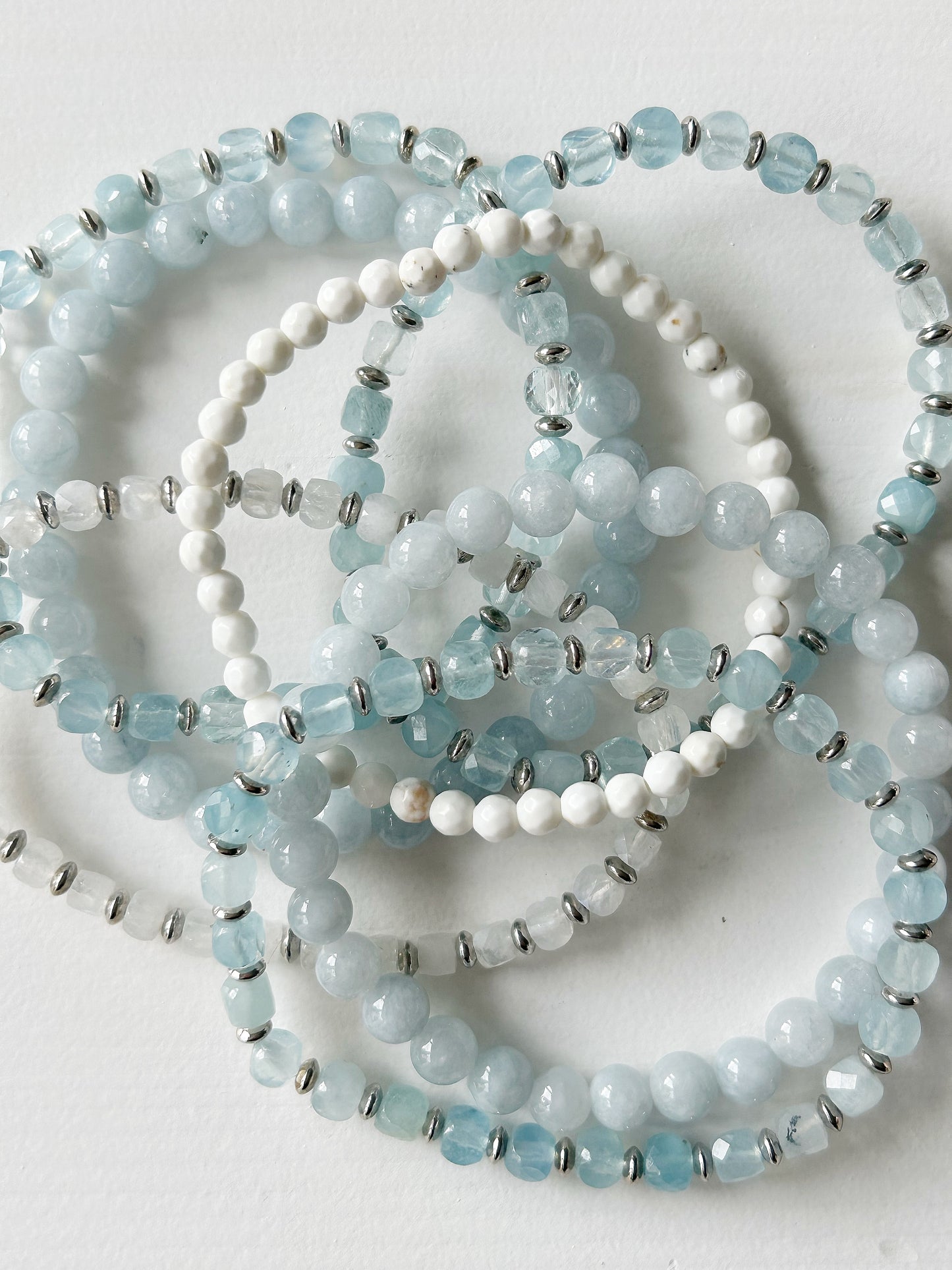 Armband Würfel Aquamarin mit Silberringe