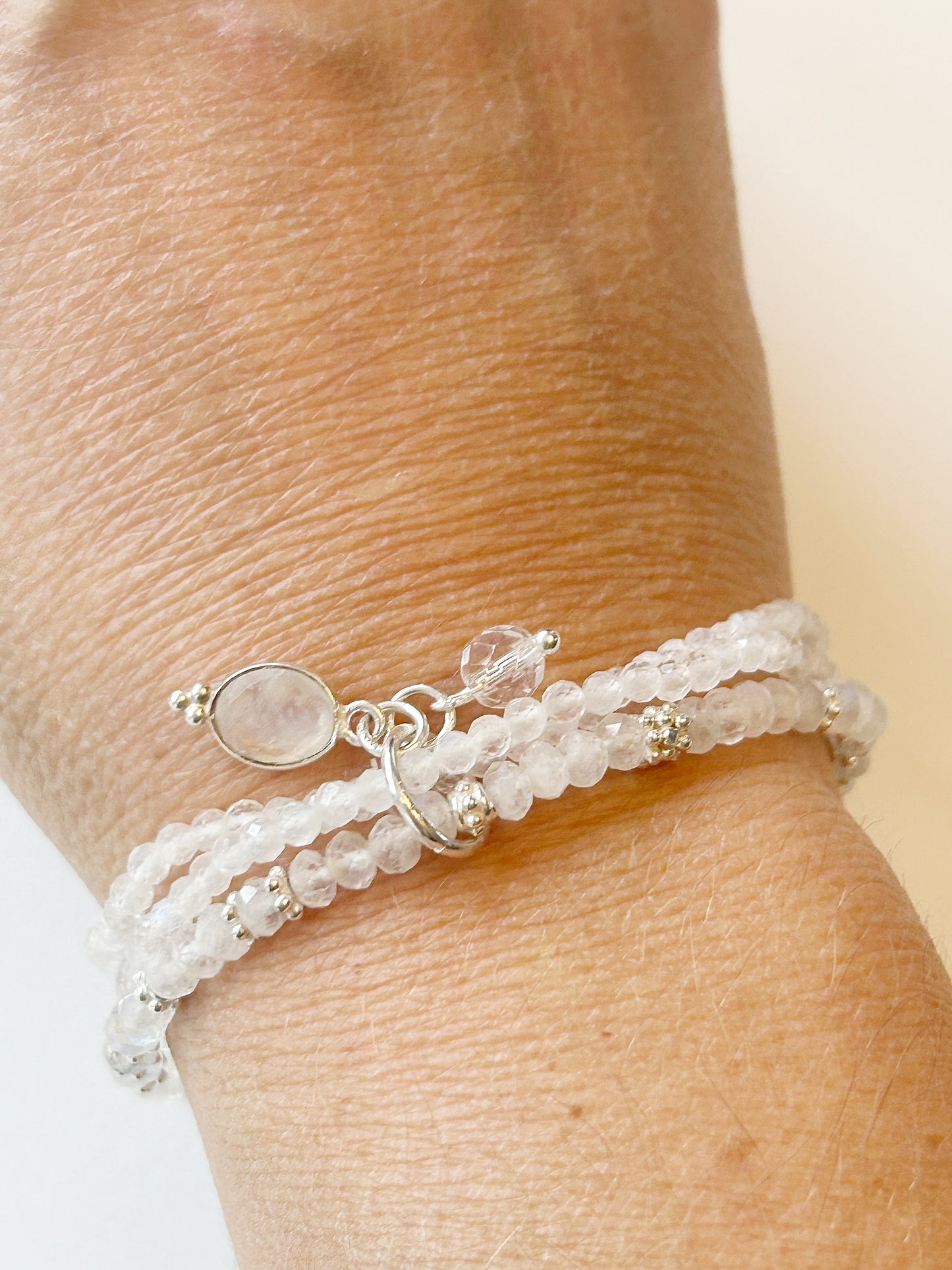 Armband Regenbogen-Mondstein