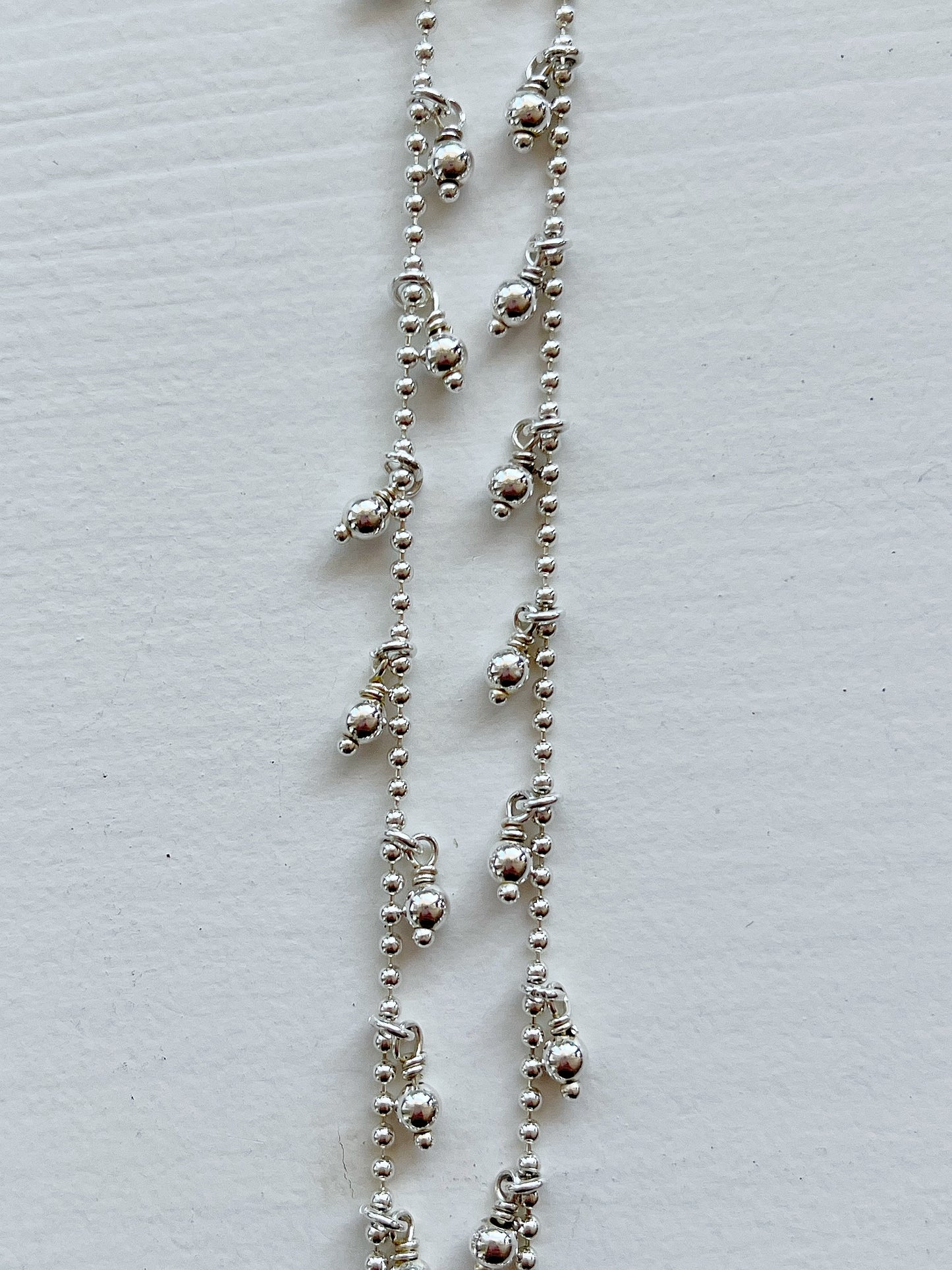 Silber-Halskette mit Anhängern