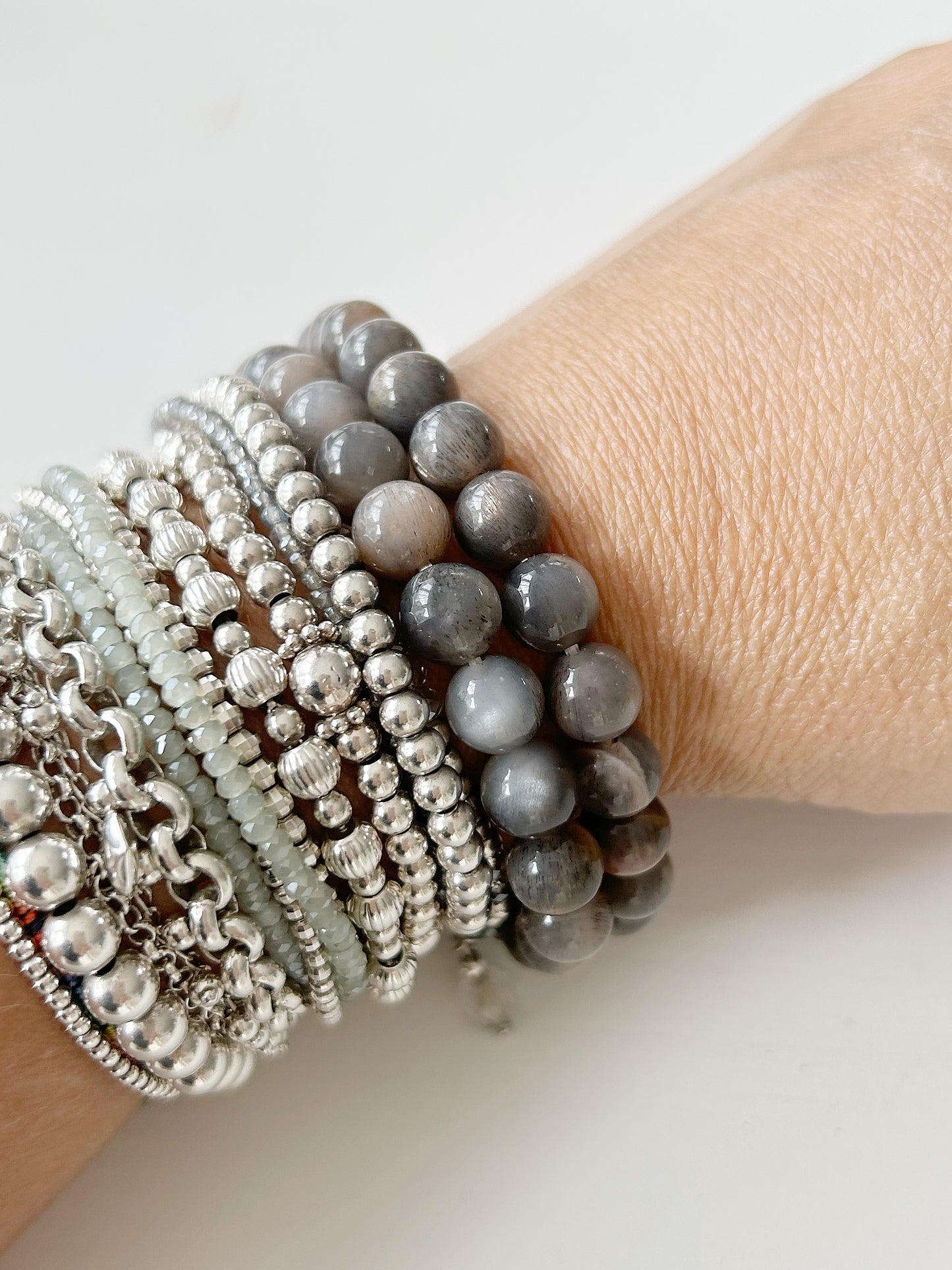 Armband grauer Mondstein