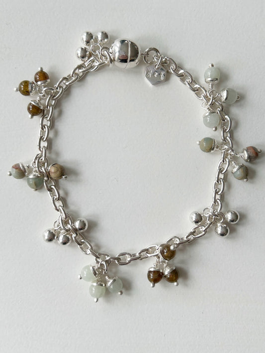Armkette mit Anhängerli Naturtöne