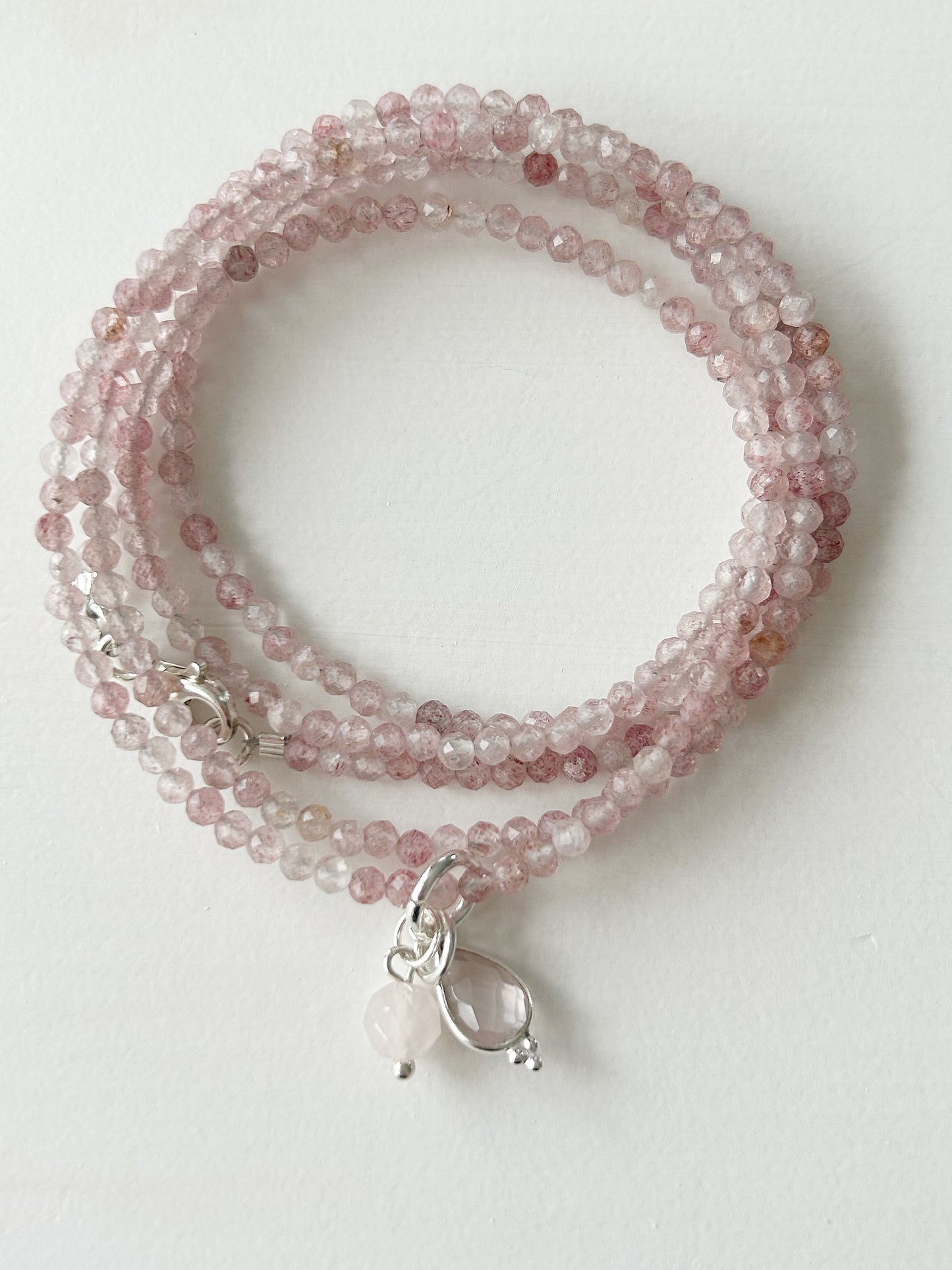 Halskette oder Armband Erdbeerquarz mit Anhänger