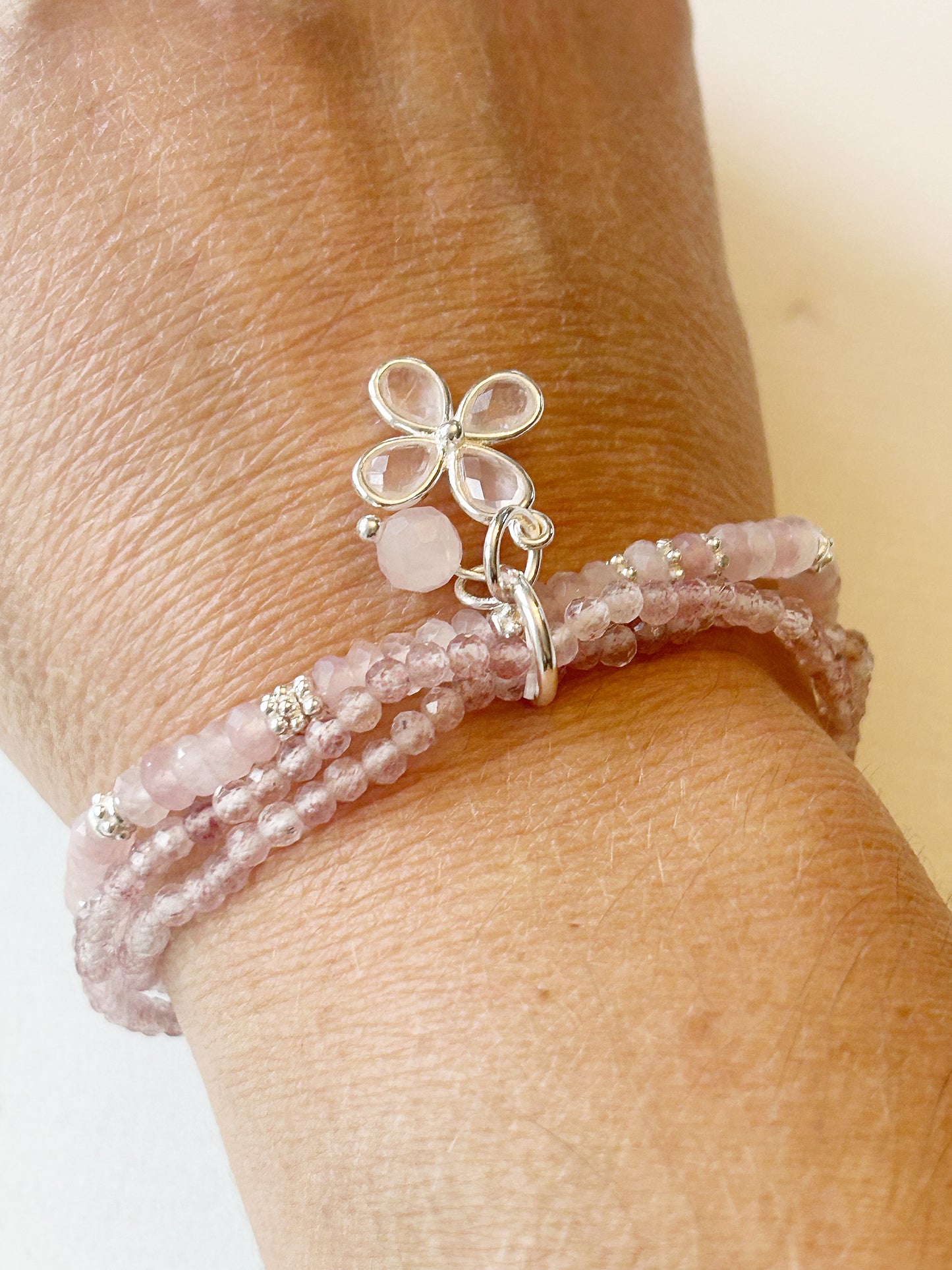 Rosenquarz Armband mit Anhänger