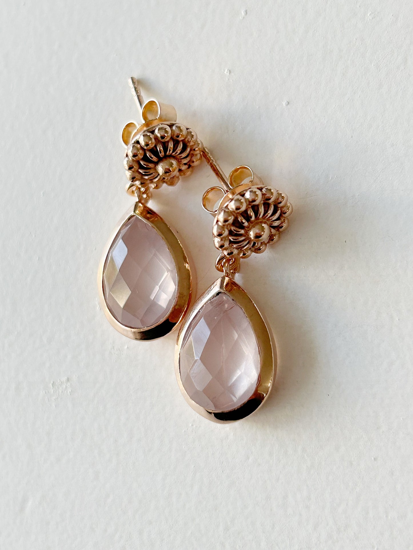 Ohrhänger Tropfen facettierter Rosenquarz rosé vergoldet