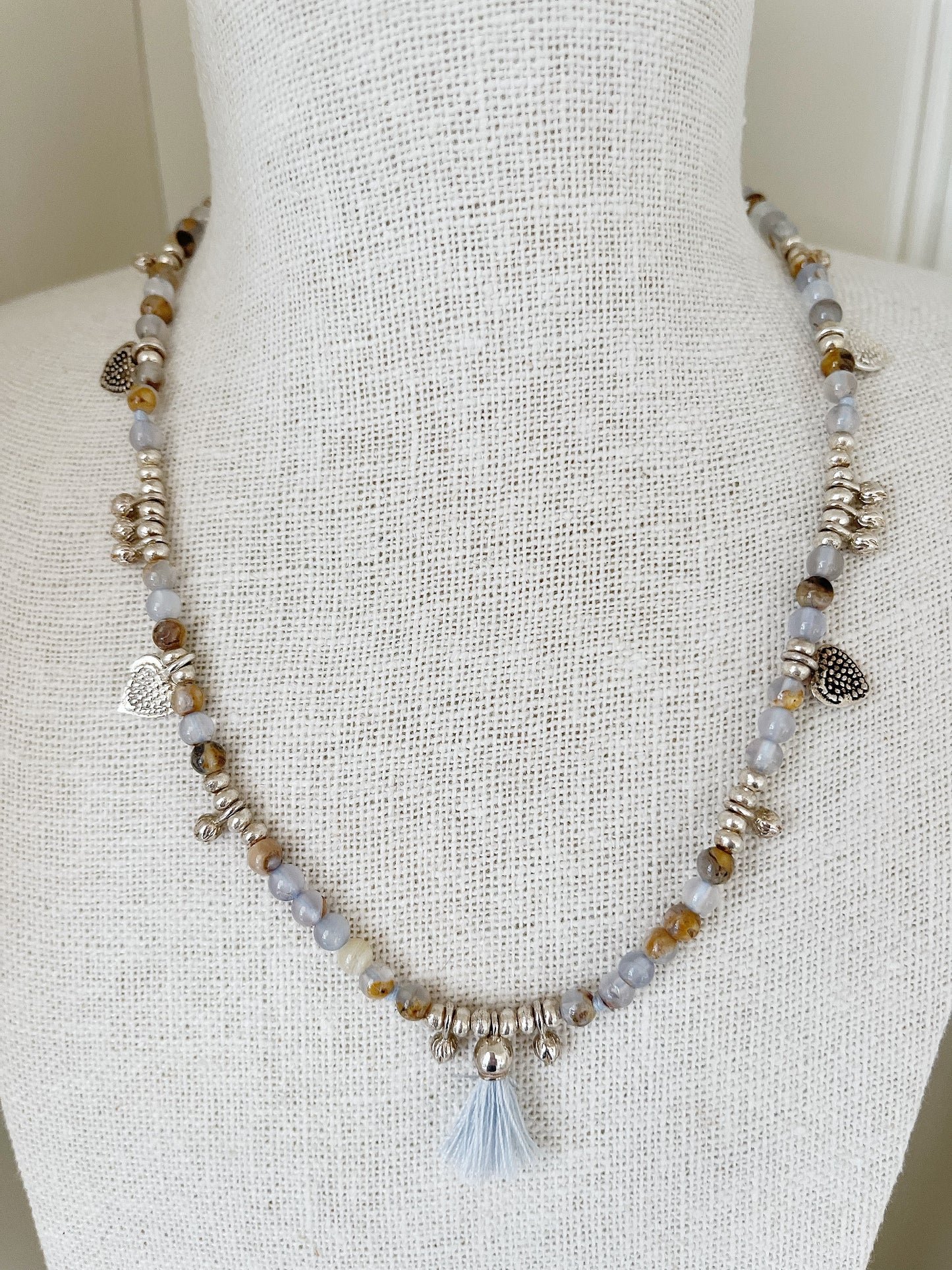 Halskette Chalcedon und Silber