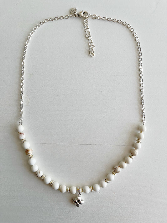 Halskette aus Dendrit-Jaspis und Silber